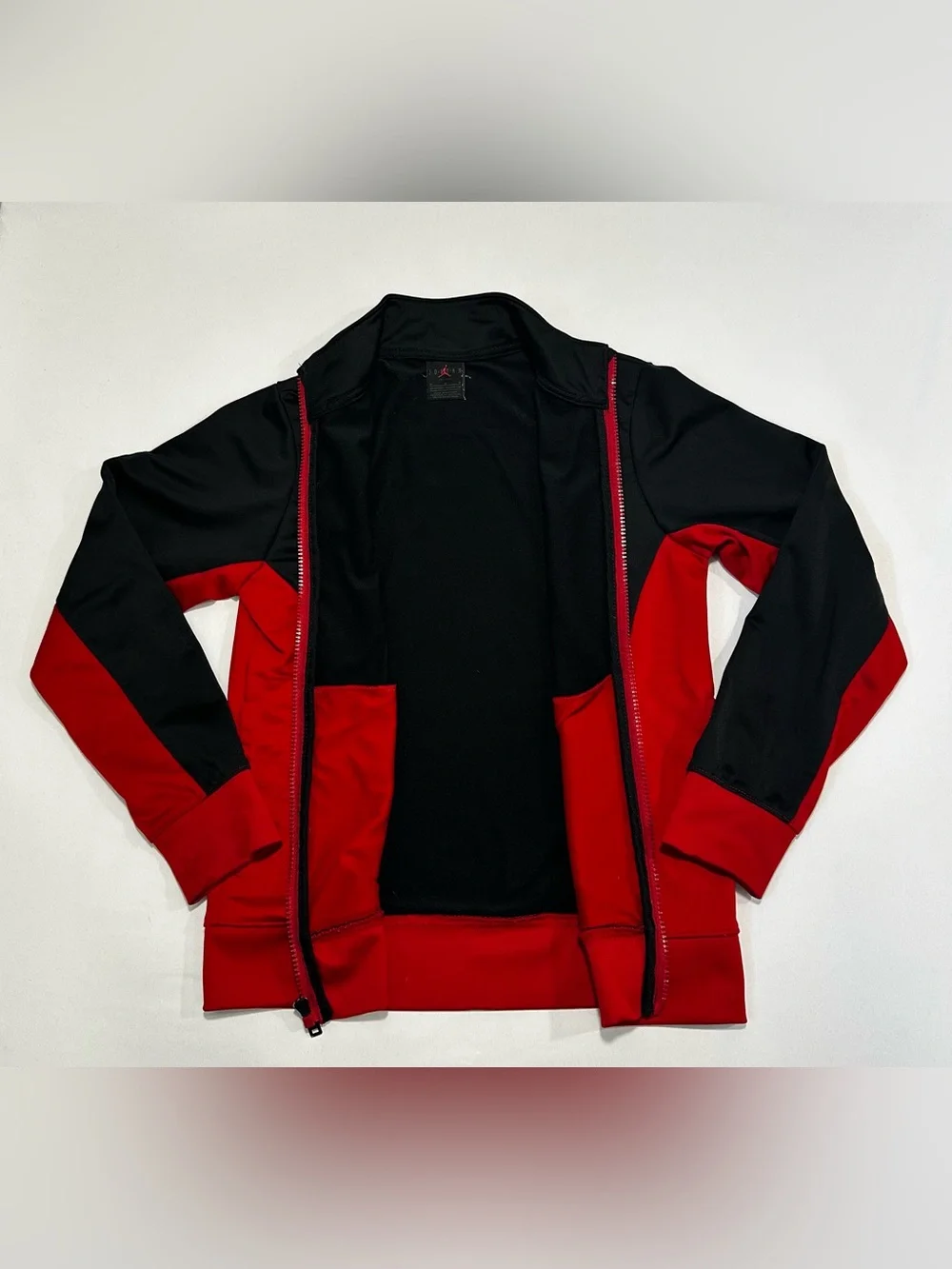 Boys' Air Jordan Tricot Track Jacket full-zip closure black and red Medium 10/12